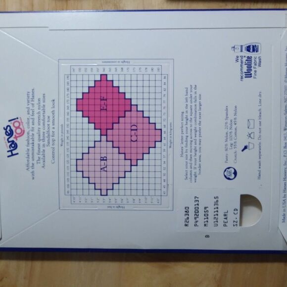 NEW DS Vintage Hanes Too! Control Top Pantyhose Style 137 Pearl (5) - Picture 3 of 7